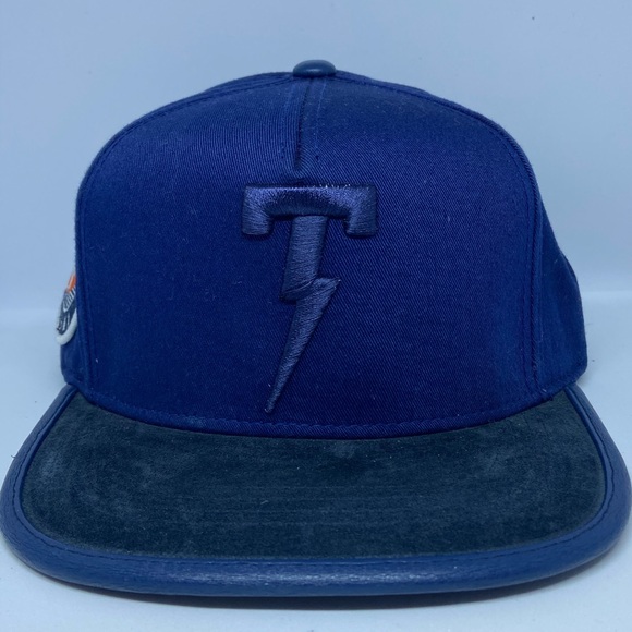 Strap back hat - Picture 1 of 3